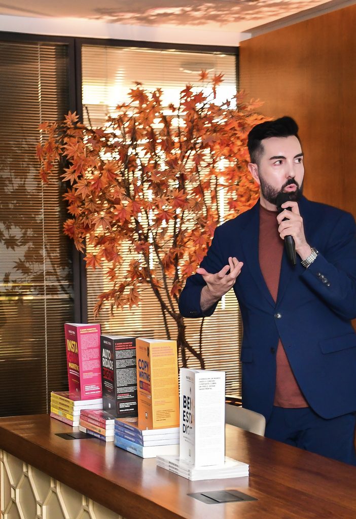 Rafael Terra, palestrante de Marketing IA na Prática