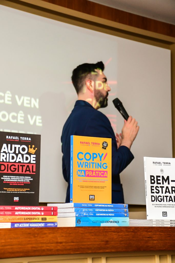 Workshop prático sobre Marketing e Vendas na Era da Inteligência Artificial com Rafael Terra